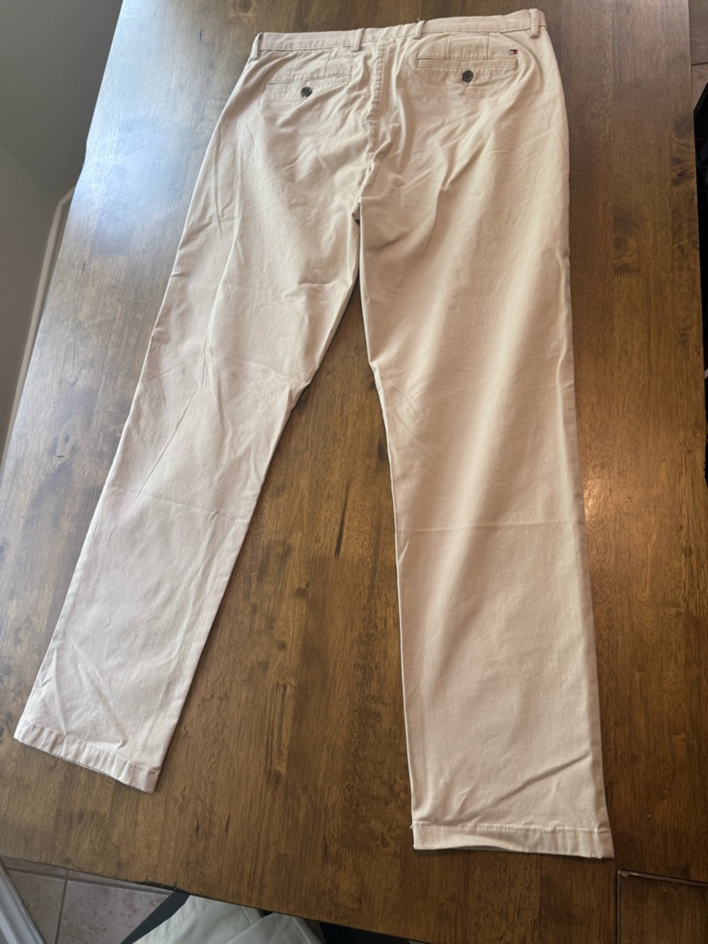 Under Armour Men's Light Beige Chino Pants